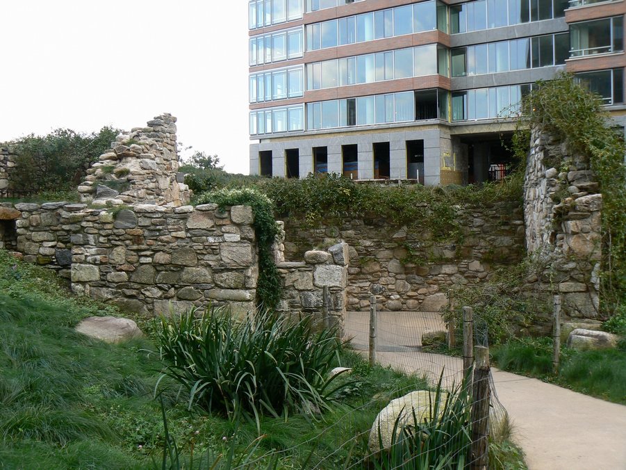 Irish Hunger Memorial: Irish Hunger Memorial 009